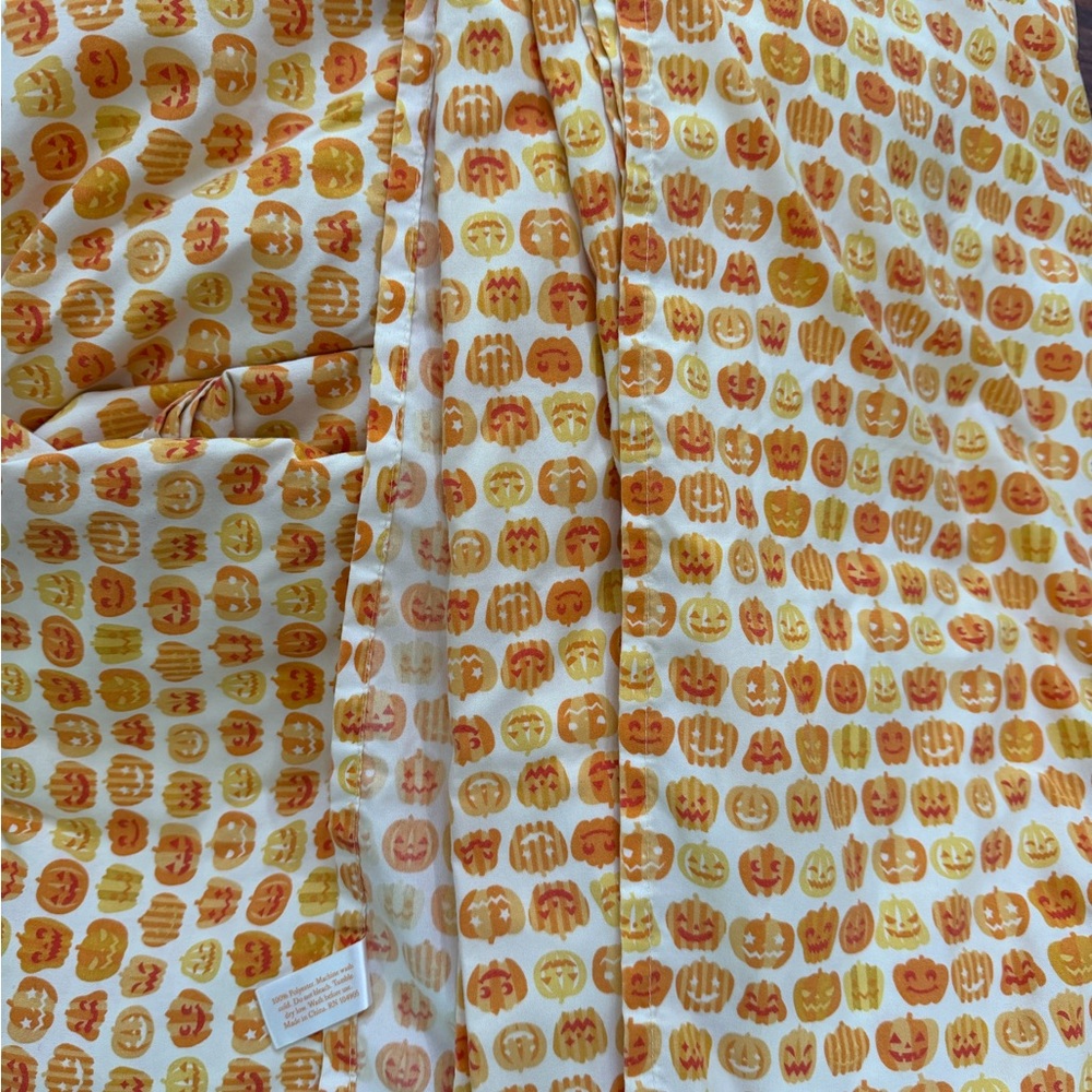 Pumpkin Print beddings in Orange and Yellow